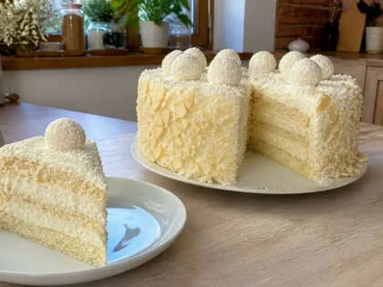 Tort Rafaello – prosty przepis na lekki tort kokosowy